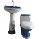 Close coupled toilet